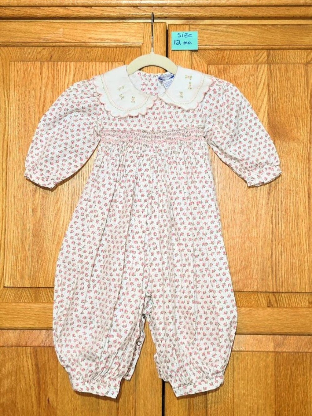 Carriage Boutiques Girls 12M Floral Smocked Romper Longall Heirloom Collar